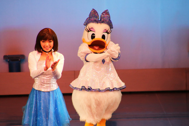 千葉県浦安市「平成29年度浦安市成人式」／東京ディズニーランド