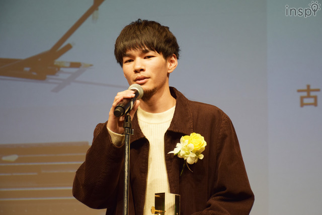 「コクヨデザインアワード2017」表彰式／優秀賞を受賞した「引き合う文具」古舘壮真氏