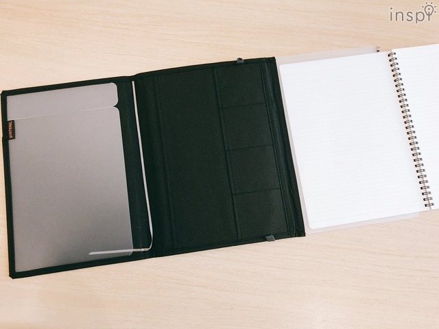 「システミック」リングノートタイプ。開いたところ