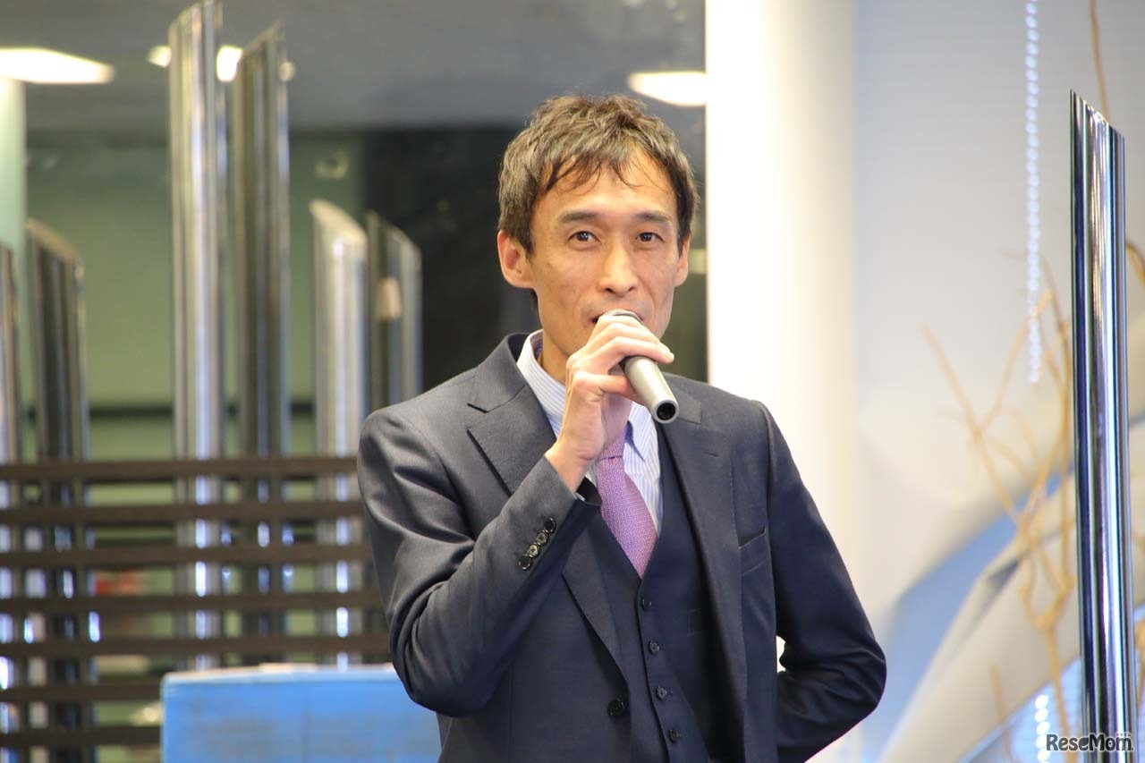 挨拶するライズTOKYO代表取締役社長の宮崎誠司氏