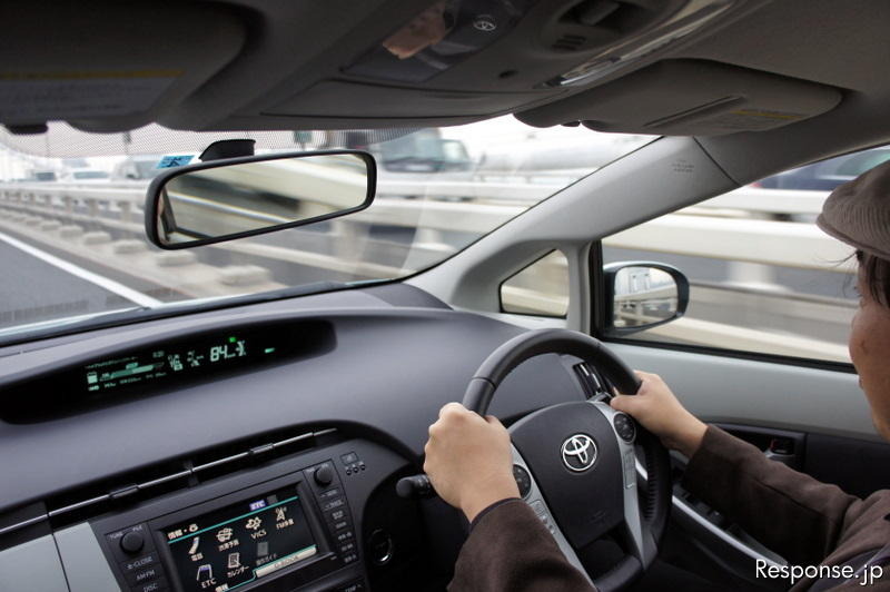 【プリウス vs フィットHV 実燃費対決】250kmのロングドライブで燃費チャレンジ 燃費比較の模様