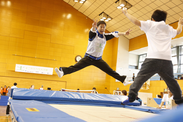 潮田玲子らアスリートが福島の子どもにスポーツの楽しさを伝える…すこやカラダ大作戦