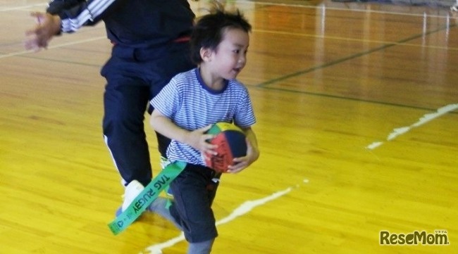 ラグビーワールド杯目前！初心者対象の安全で楽しいタグラグビー体験