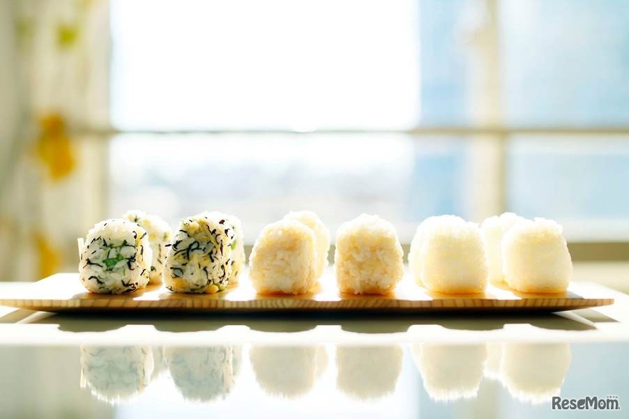 「笑むすび∞」が「笑むすび家∞」で提供しているおむすびのイメージ