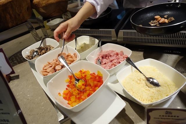 オムレツの具材