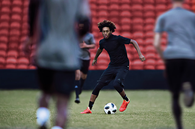 アディダス、ビビッドカラーのスパイク「ENERGY MODE PACK」発売