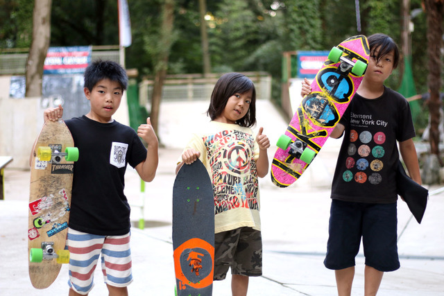 スケートボードスクールとキャンプ生活を体験する「スケートキャンプ」開催