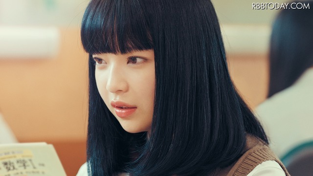 一度見たら忘れられないダンス！栄光CM「のびしろガール」の女の子は誰？