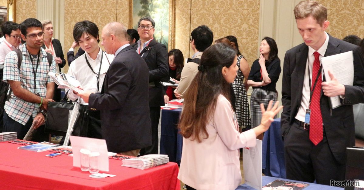 フェア開催のようす