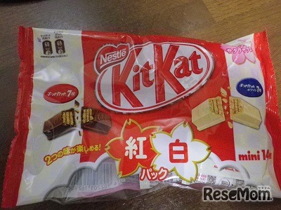 キットカット　紅白パック（ネスレ）