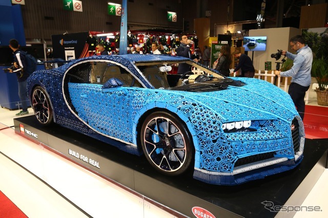 レゴの実物大 ブガッティ シロン（パリモーターショー2018）