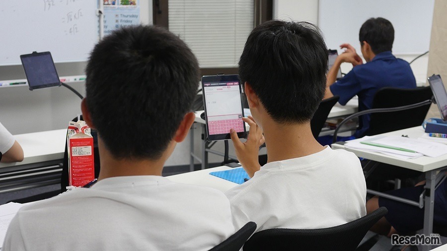 進学塾メイツの指導風景