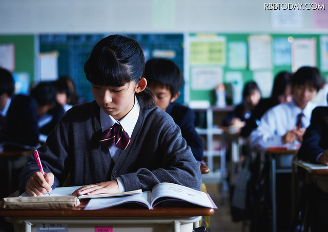 芦田愛菜が本気で叫ぶ広告が公開！冬期講習ひかえる学生に応援メッセージ