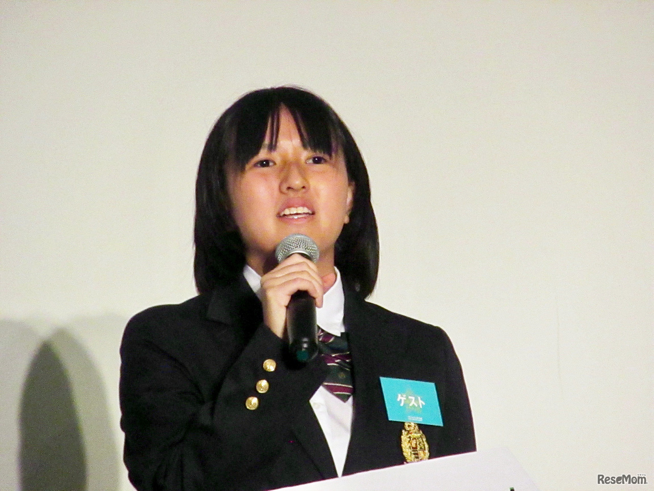 アイディア部門最優秀アイディア賞 「取写選択」森川彩音さん／「アプリ甲子園2018」決勝大会のようす