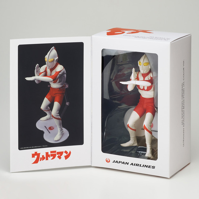 「ウルトラマン フィギュア スペシウム光線ポーズ　JALカラーVer.」10,800円（税込）(C)円谷プロ