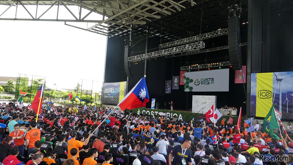 2017年の国際大会のようす「WRO2017コスタリカ国際大会」