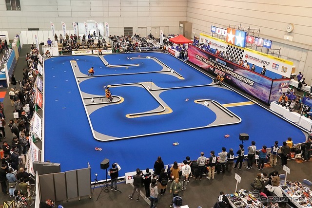 タミヤ認定の電動RC カー ワールドチャンピオン決定戦