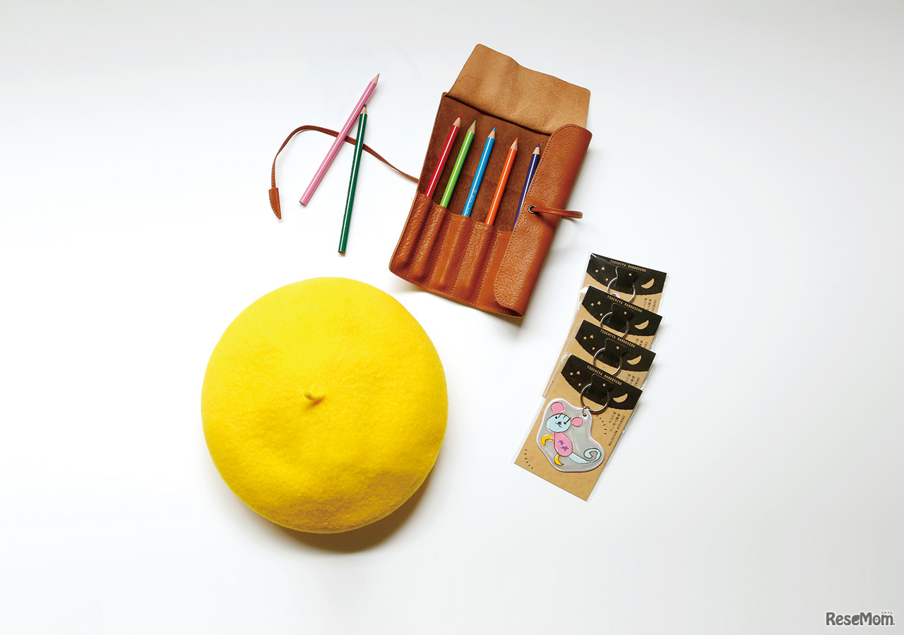 ちびっこデザイナーセット（ベレー帽、名前入りの革ロールペンケース、色鉛筆）