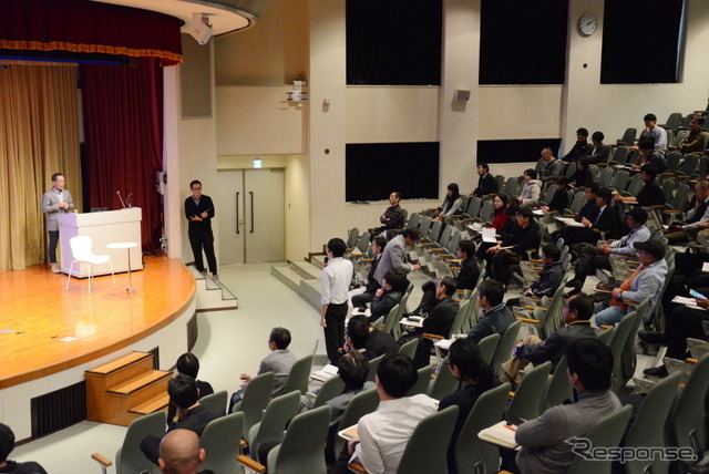 講演会の様子