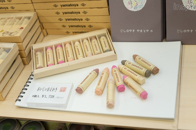 「文具女子博2018」には食べられる文房具も並ぶ