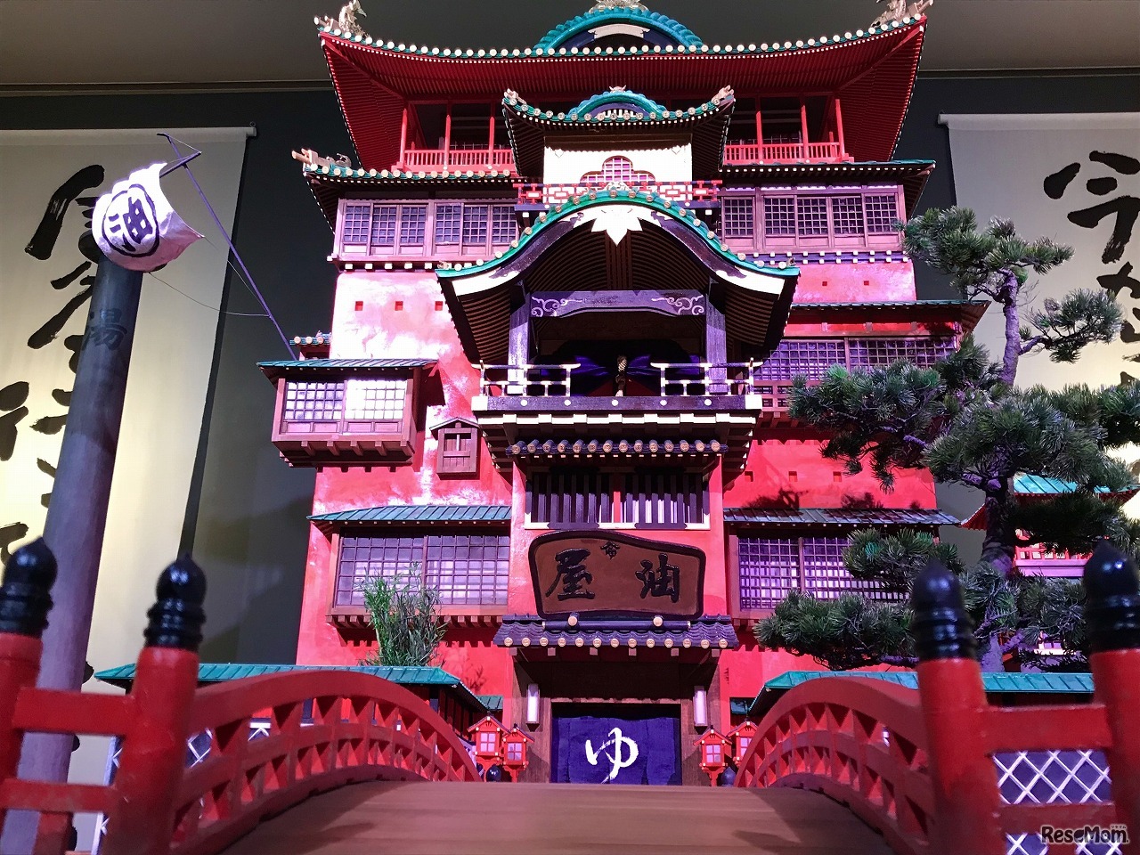 過去開催「言葉の魔法展」のようす　(c) TS　(c) Studio Ghibli