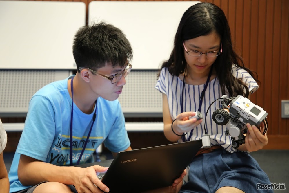 Manai Institute of Science and Technologyのイメージ（ISSJが開催した過去のプログラムの画像）