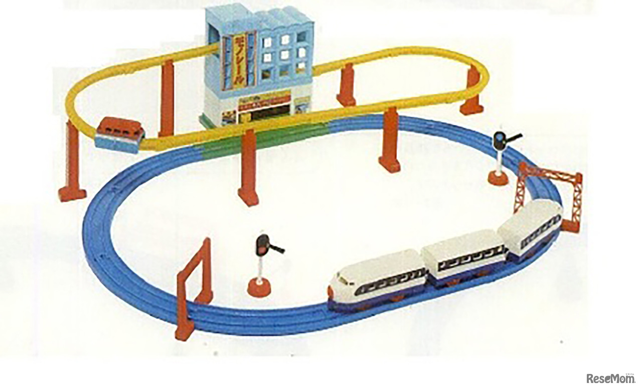 2019年3月9日から5月7日に開催されるプラレール60周年企画「おかげさまで60年まるごとプラレール展」展示商品の例