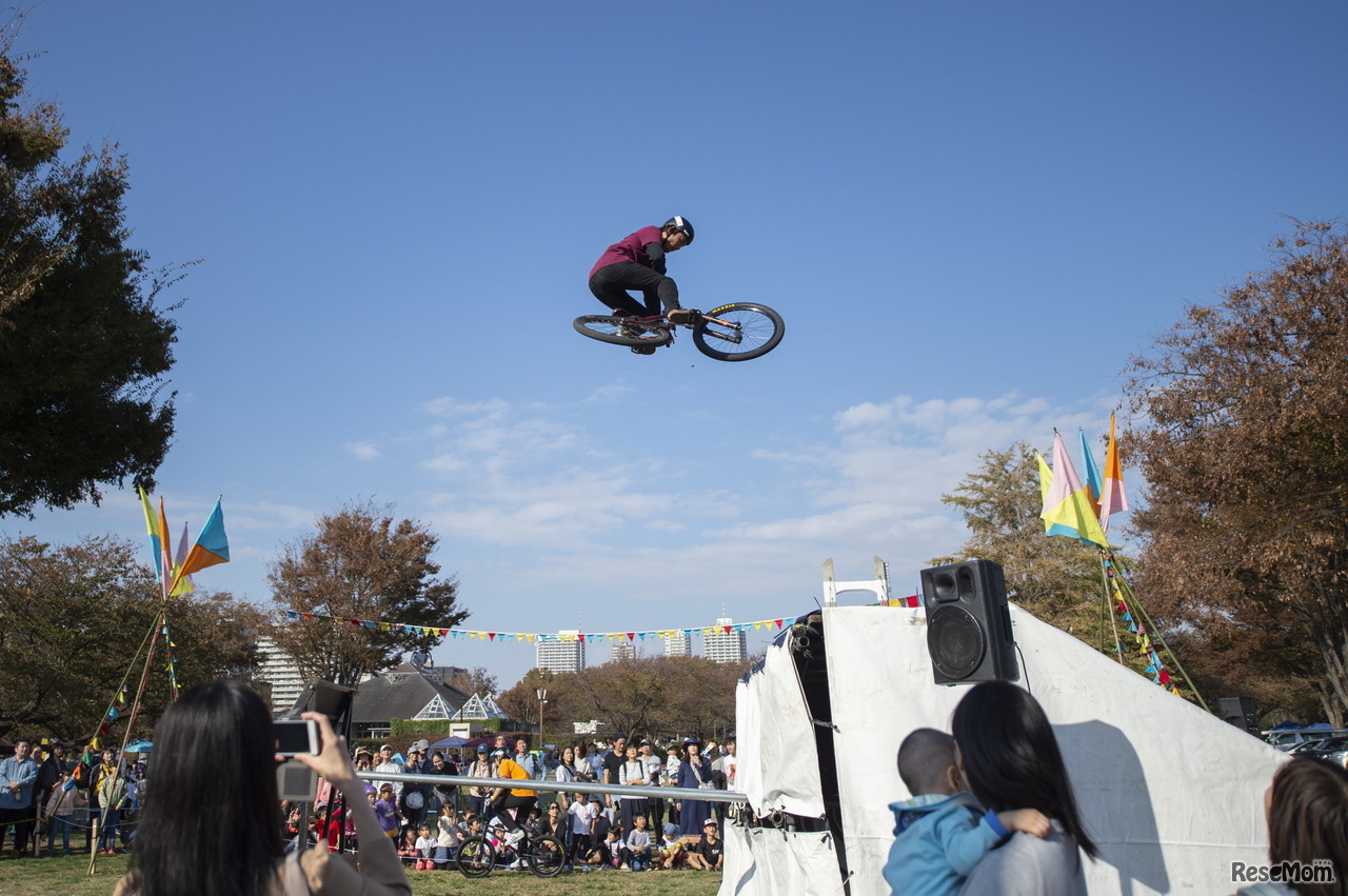 AIR TRICK SHOW（イメージ）