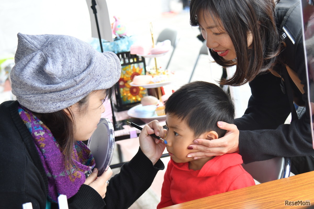 フェイスペイント