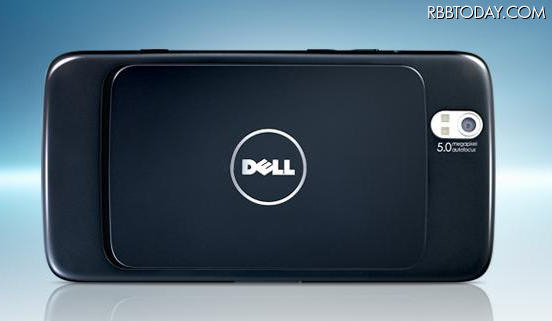 背面の500万画素カメラはLEDフラッシュ付 背面の500万画素カメラはLEDフラッシュ付