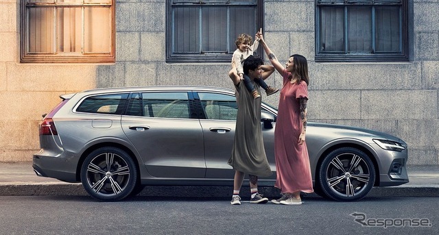 欧州の全販売店社員を対象にボルボカーズが行う有給育児休暇のイメージ