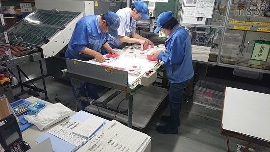 検品作業は丁寧に。