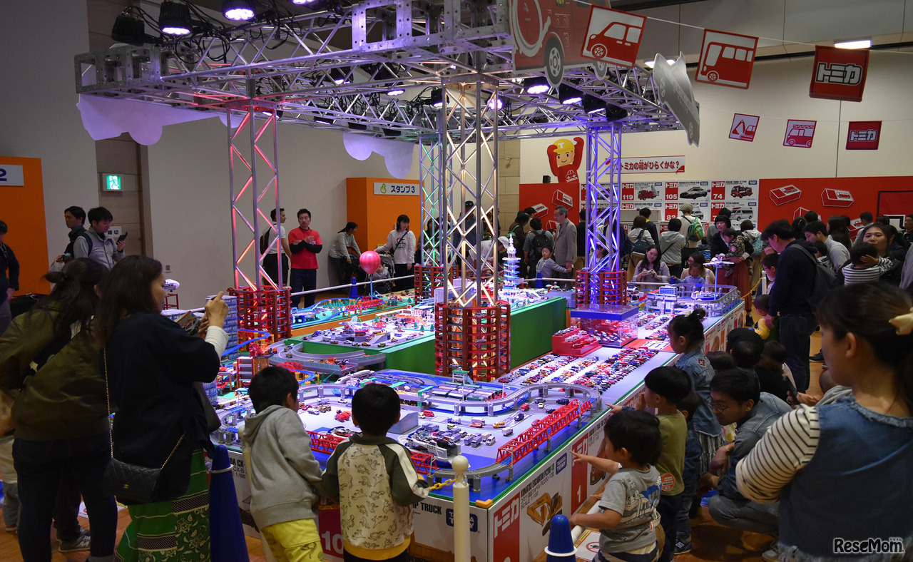 2019年8月15～25日に予定されている「トミカ博 in YOKOHAMA」開催イメージ