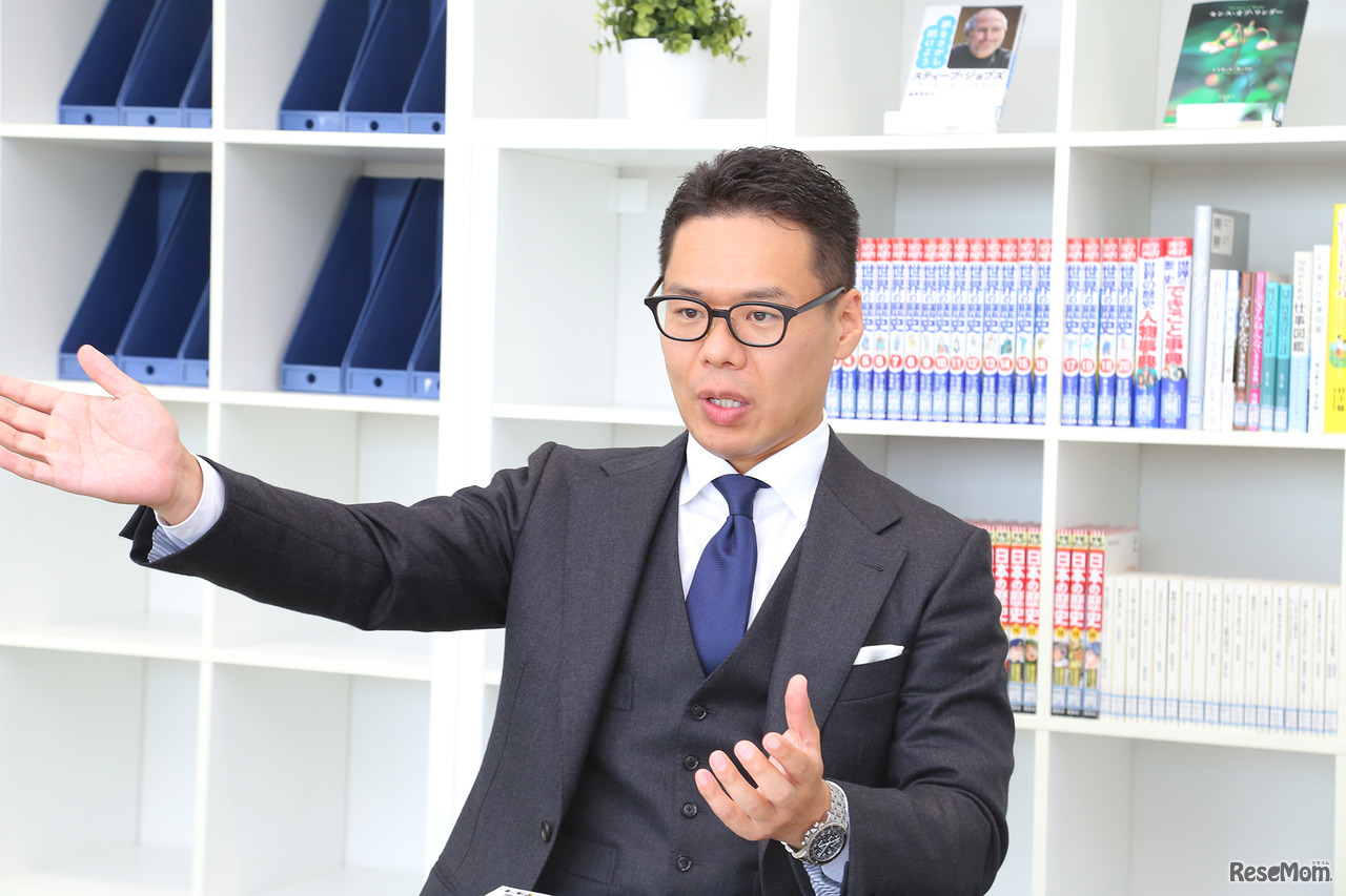 インタビューに応じる細田学園副理事長兼副学園長の持田直人氏