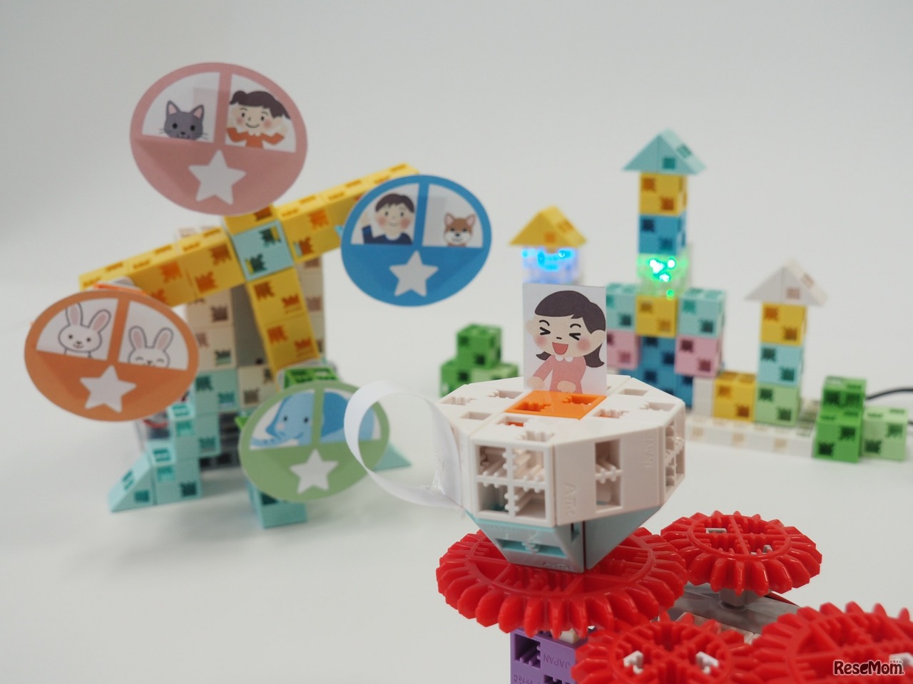 低学年向けロボットプログラミング講座「しくみKids」展示教材イメージ