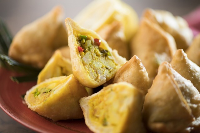 コールドビーフとドライフルーツのサモサ☆