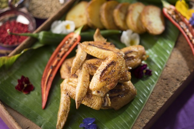 鶏手羽のロースト インディアンスパイス風味 ローストポテト添え☆