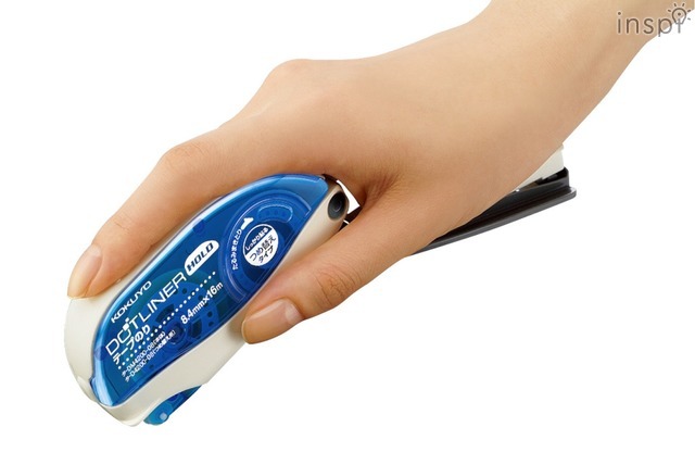 クルッと回せば普通のテープのりのように使用できる