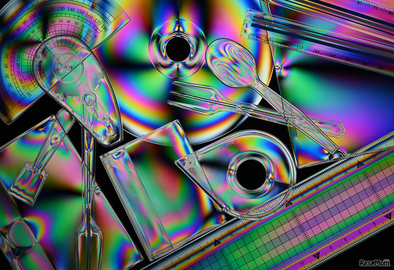 プラスチックの虹色