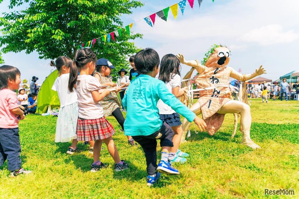 白井の人気キャラクターじねんじゃーと踊ろう