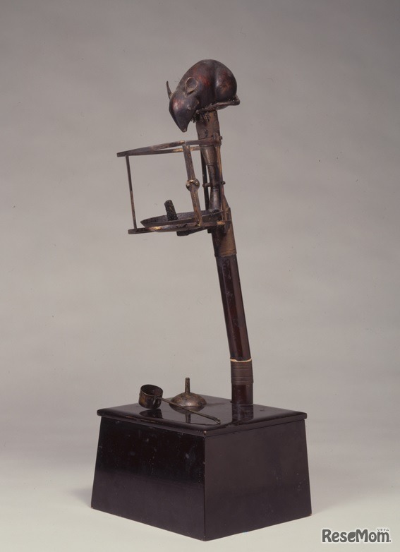 鼠（ねずみ）短檠（たんけい）