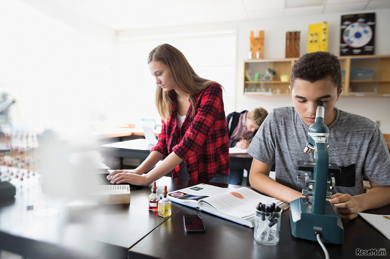 レノボ、テクノロジーが日常生活と社会に与えるインパクトについて 国際的な意識調査を実施　イメージ