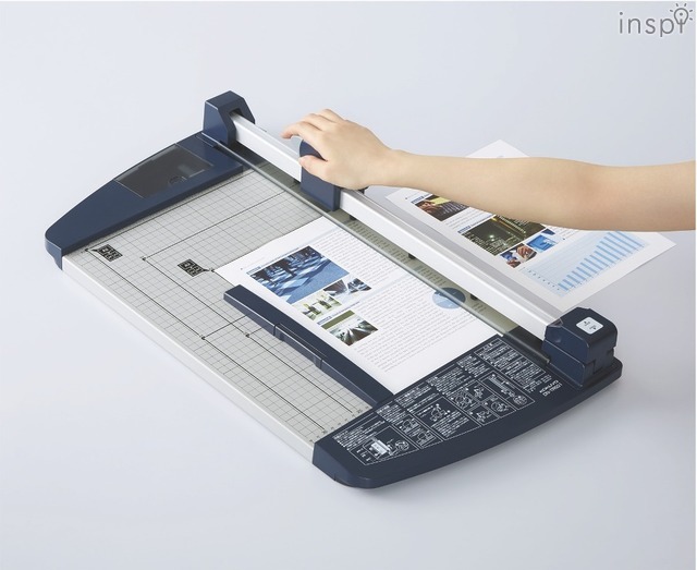 ペーパーカッター（ロータリー式・60枚切り・チタン加工刃）