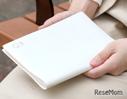 カラー：パールホワイト（イメージ）