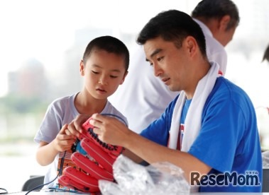 ミズノ・親子グラブ作り教室