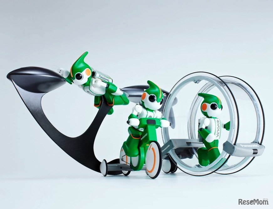 「エボルタくんがやってくる！」～トライアスロンに挑戦したエボルタロボットが登場！～