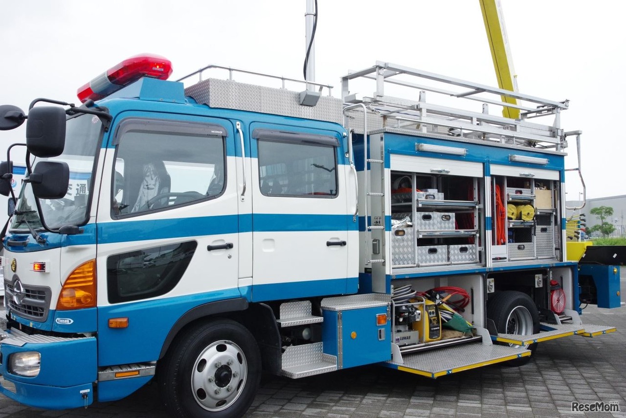 過去の開催風景（展示車両の内容は毎年異なる）