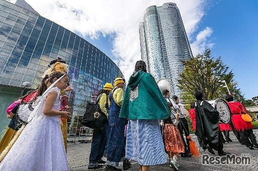 過去のハロウィンパレードのようす