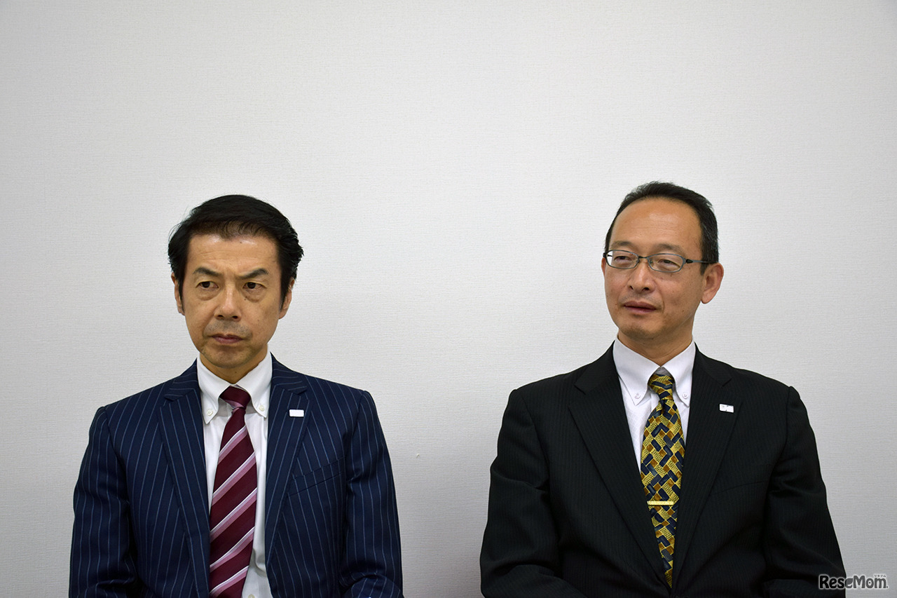 ナガセ 常務執行役員 広報部長の市村秀二氏（左）とコンテンツ本部 教務制作部部長の島田研児氏（右）