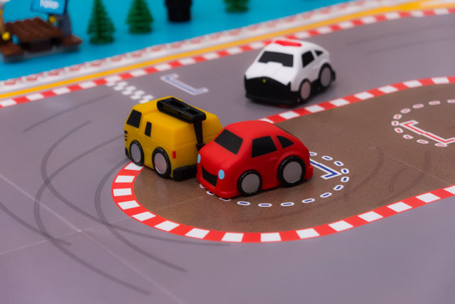 クリエイターたちの創意工夫で様々な遊びを体感！ロボットトイ『toio(トイオ)』新タイトル発表会レポート